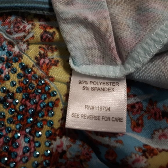 Live And Let Live Sublimation Shirt Small Embellished GUC - Picture 7 of 8